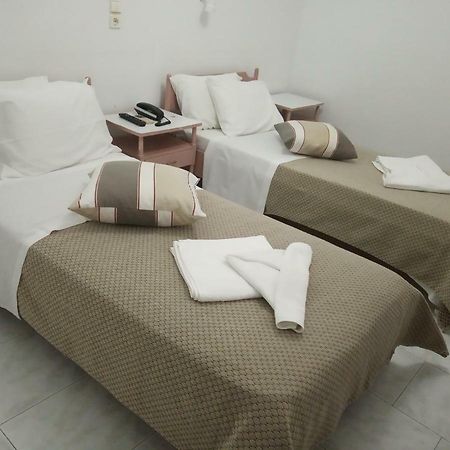 Serifos Beach Hotel Livadi  Extérieur photo